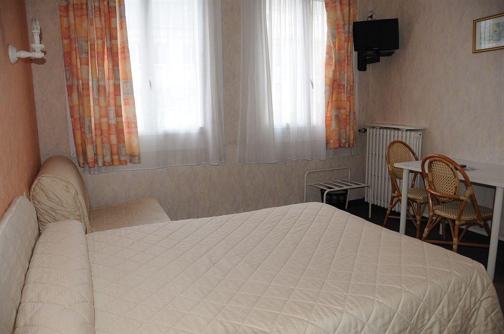 Hotel De Touraine Сен-Назар Екстериор снимка